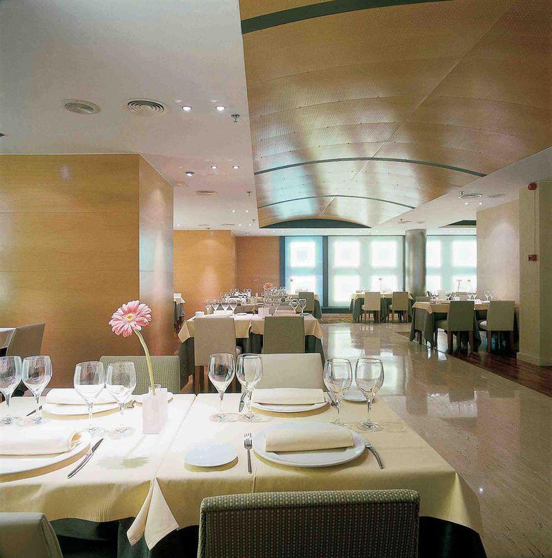 Exe Cristal Palace Barcelona Restaurant photo